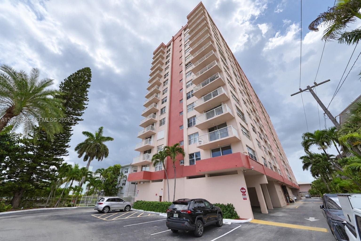 Clifton condo · #1106 in Hallandale Beach - Photo 34
