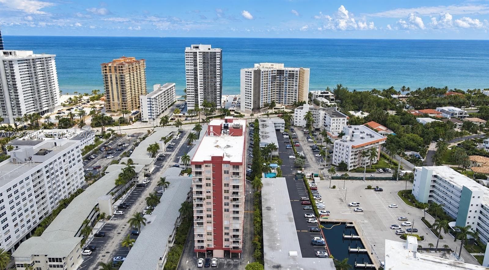 Clifton condo · #1106 in Hallandale Beach - Photo 33