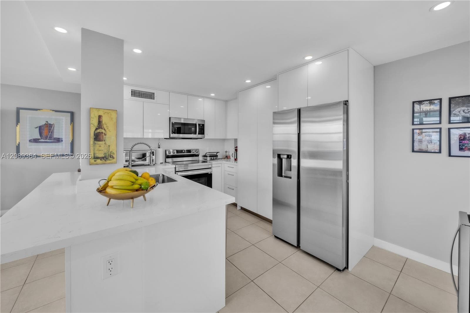 Clifton condo · #1106 in Hallandale Beach - Photo 8