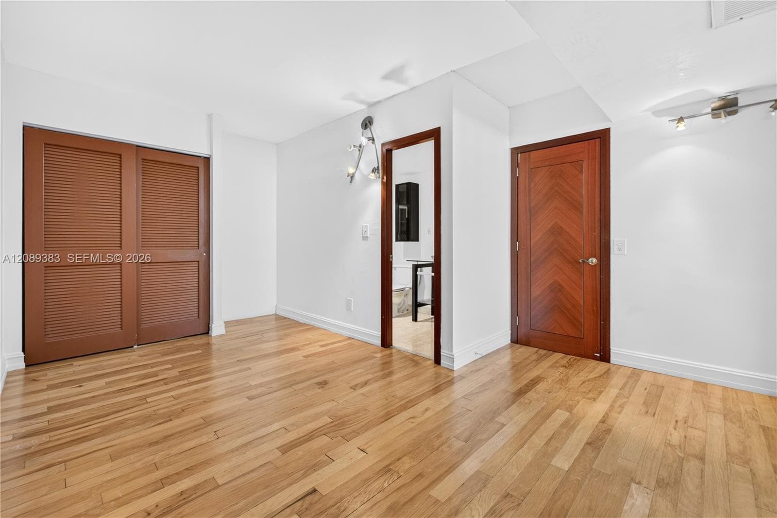 OCEANVIEW BUILDING B COND · #1103 in Sunny Isles Beach - Photo 11