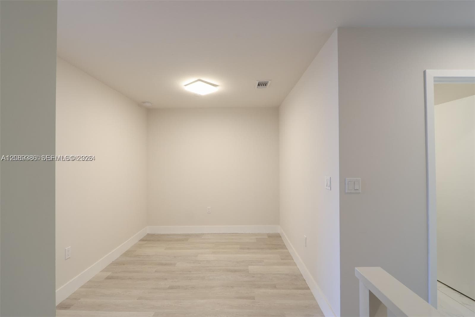 2555 NE 193rd St #2223 photo 15