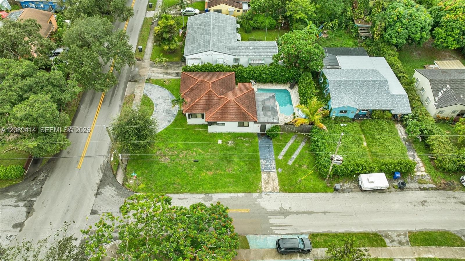 1224 N 26th Ave photo 49