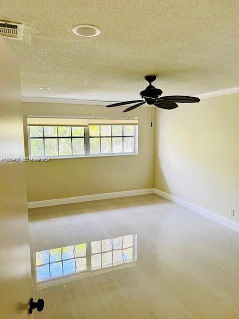 Corinthian Condo · #7 in North Palm Beach - Photo 2