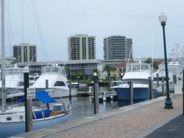 Corinthian Condo · #7 in North Palm Beach - Photo 18