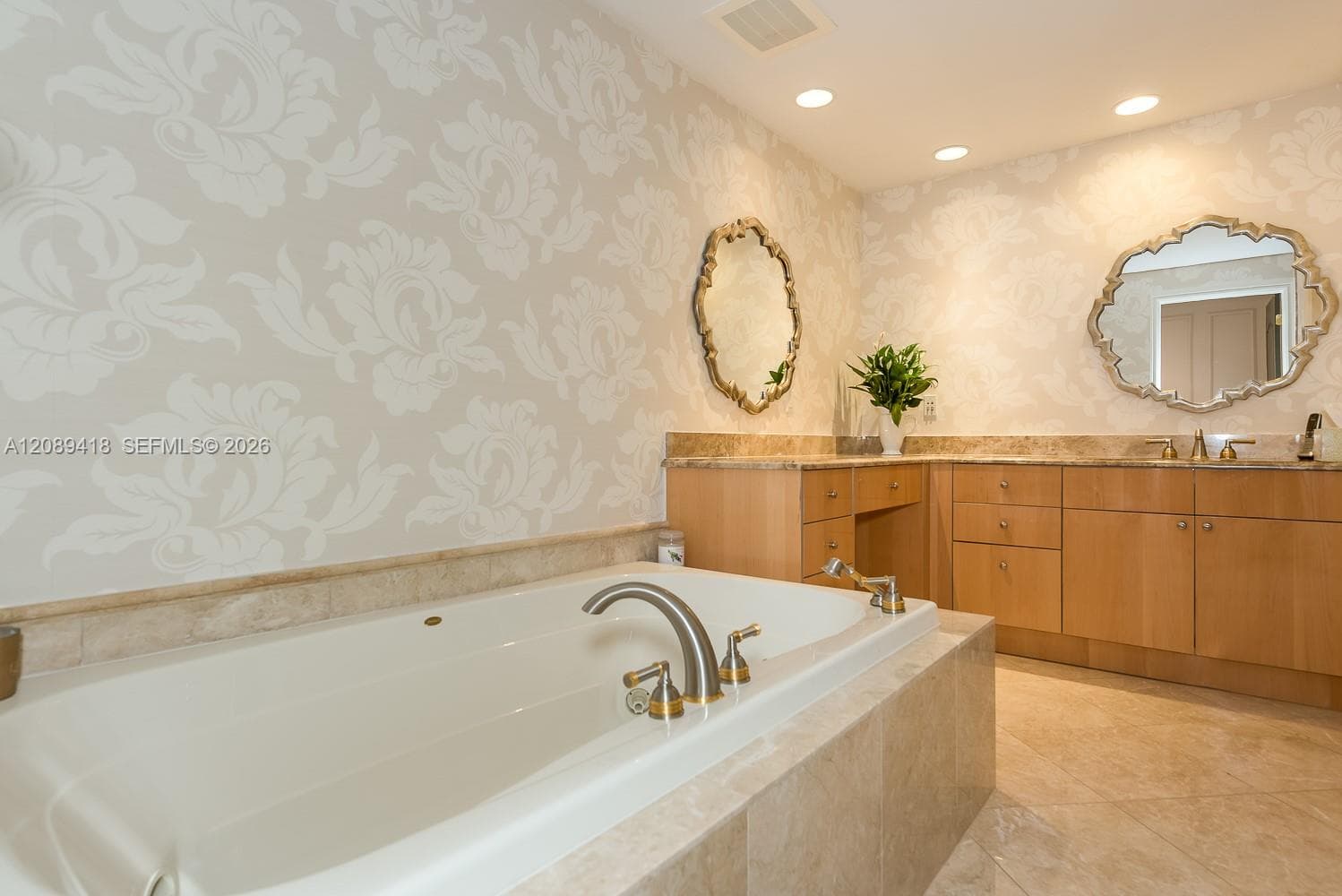Villas of Positano · #7C in Hollywood - Photo 22