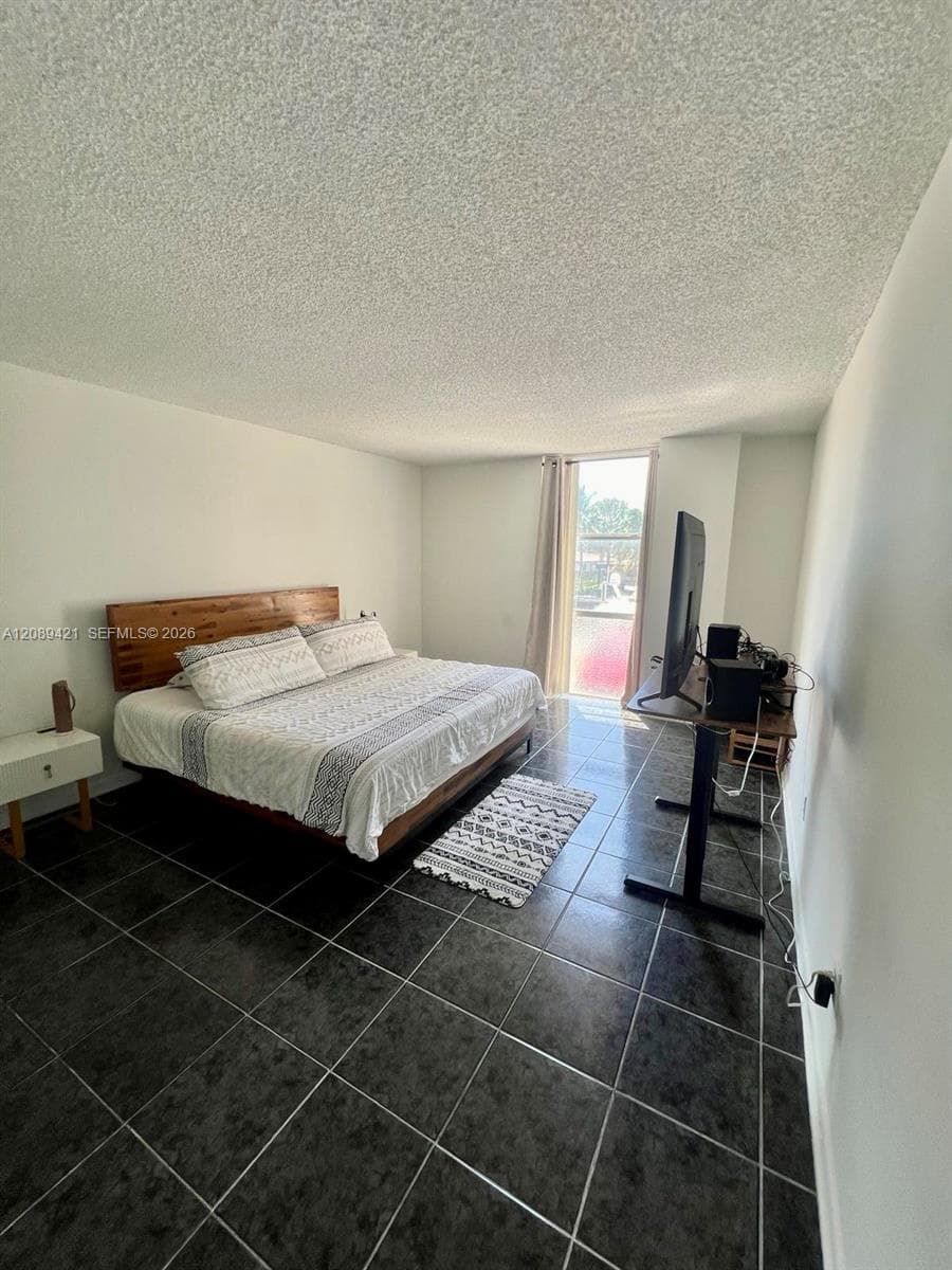 VECINO DEL MAR CONDO · #208 in North Miami - Photo 8