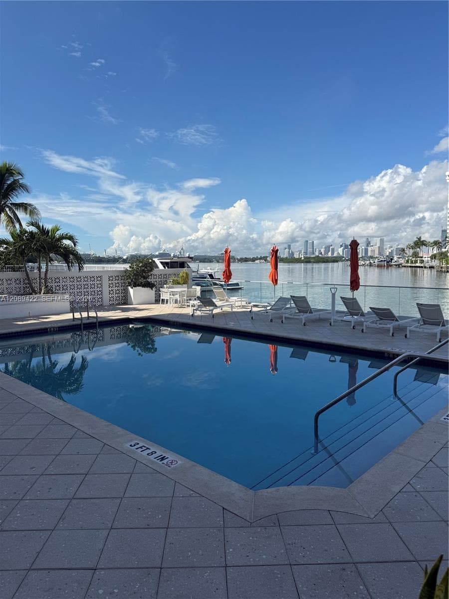 Lincoln Bay Towers Condo · #406 in Miami Beach - Photo 24