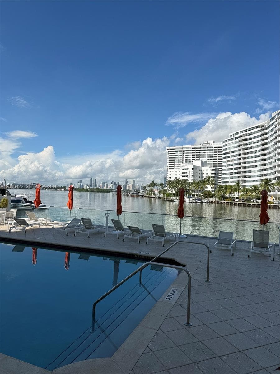 Lincoln Bay Towers Condo · #406 in Miami Beach - Photo 31