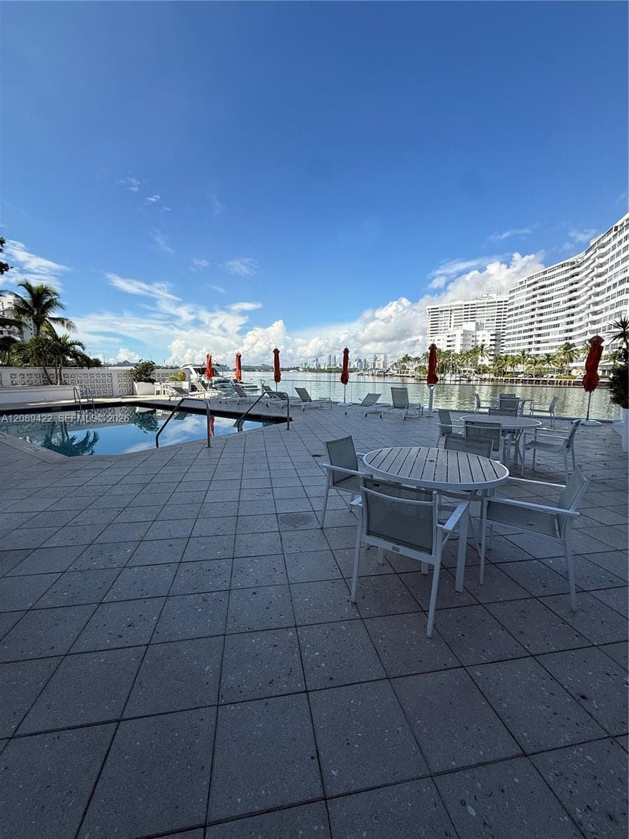 Lincoln Bay Towers Condo · #406 in Miami Beach - Photo 25