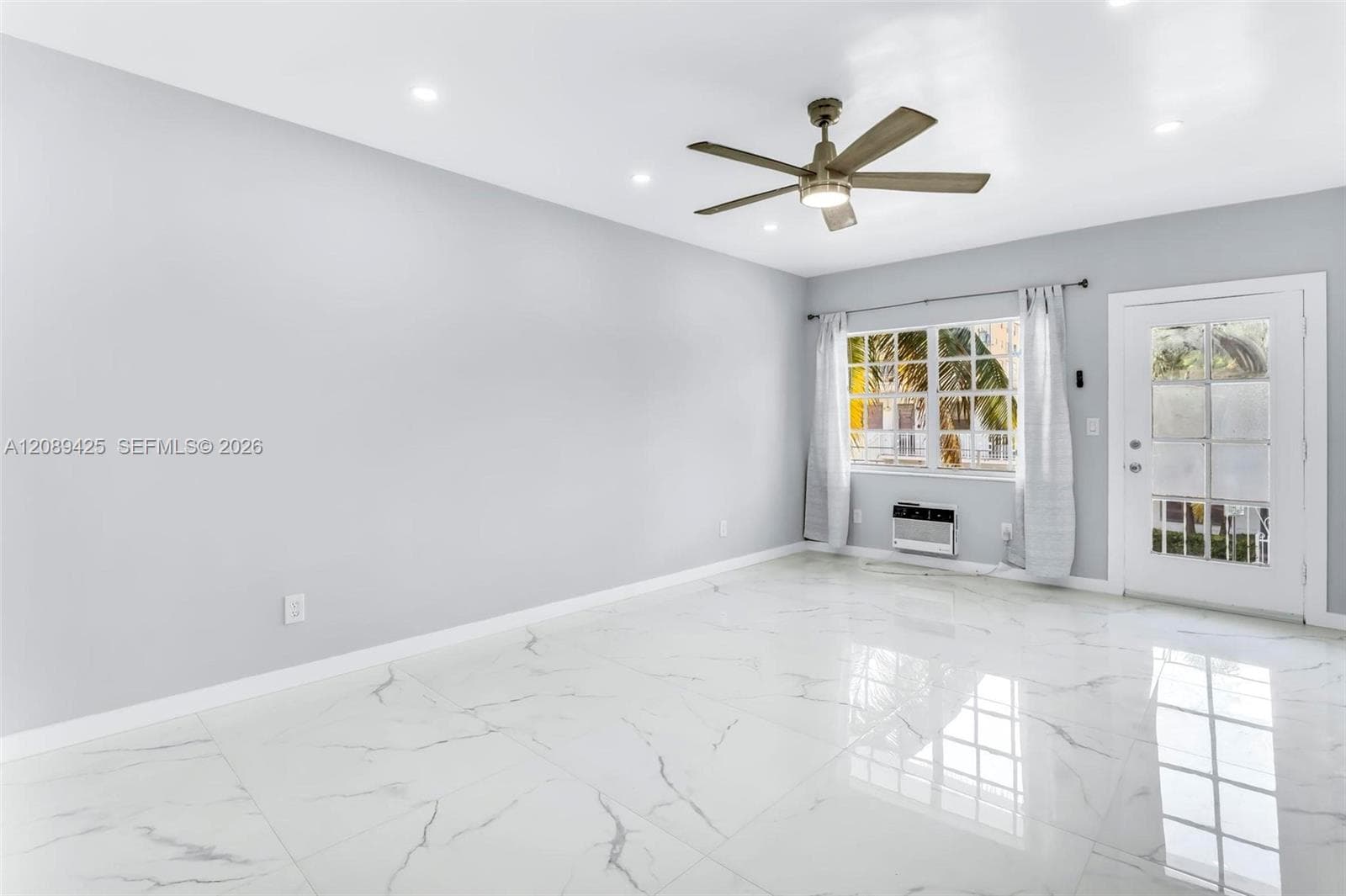 EIGHT PALMS CONDO · #205 in Miami Beach - Photo 5