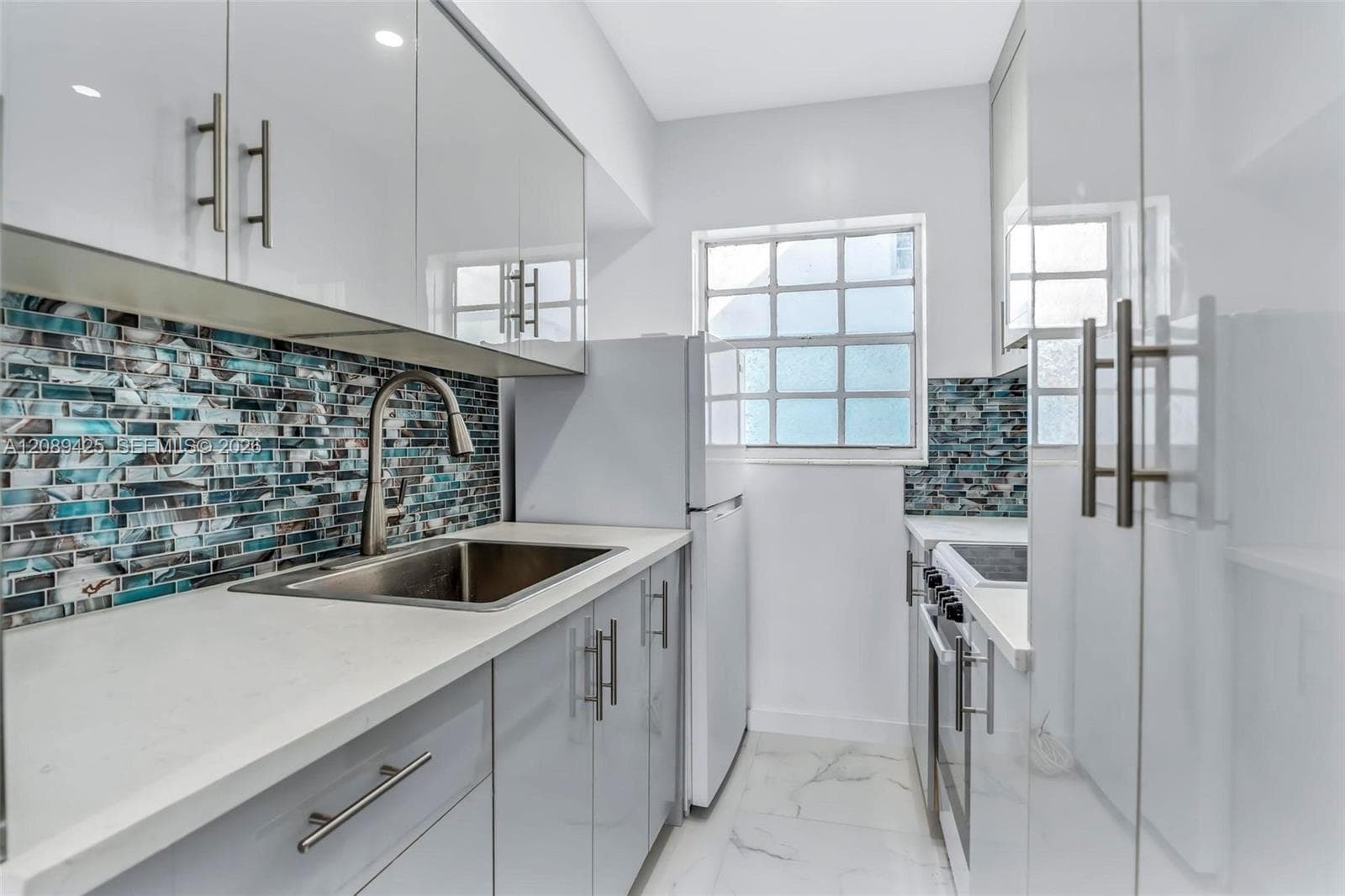 EIGHT PALMS CONDO · #205 in Miami Beach - Photo 8