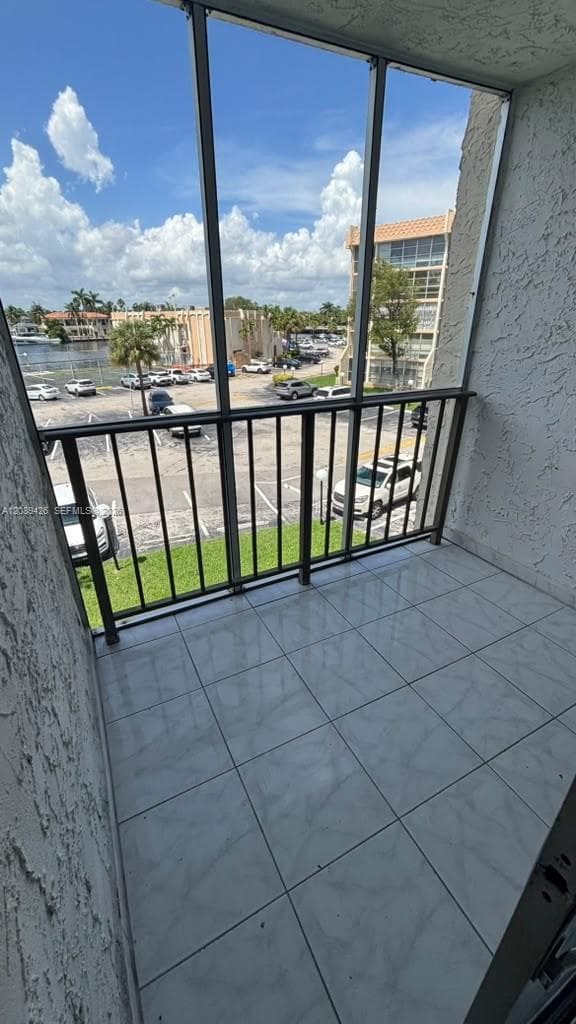 DESOTO PARK CONDO · #320 in Hallandale Beach - Photo 23