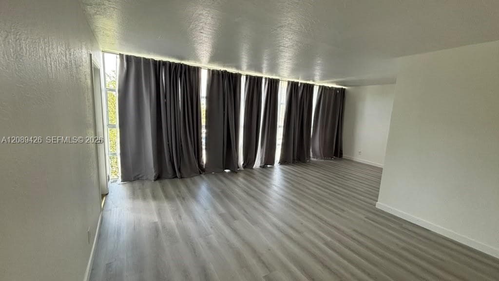 DESOTO PARK CONDO · #320 in Hallandale Beach - Photo 7