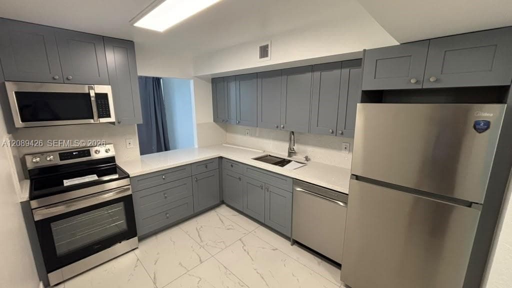 DESOTO PARK CONDO · #320 in Hallandale Beach - Photo 1