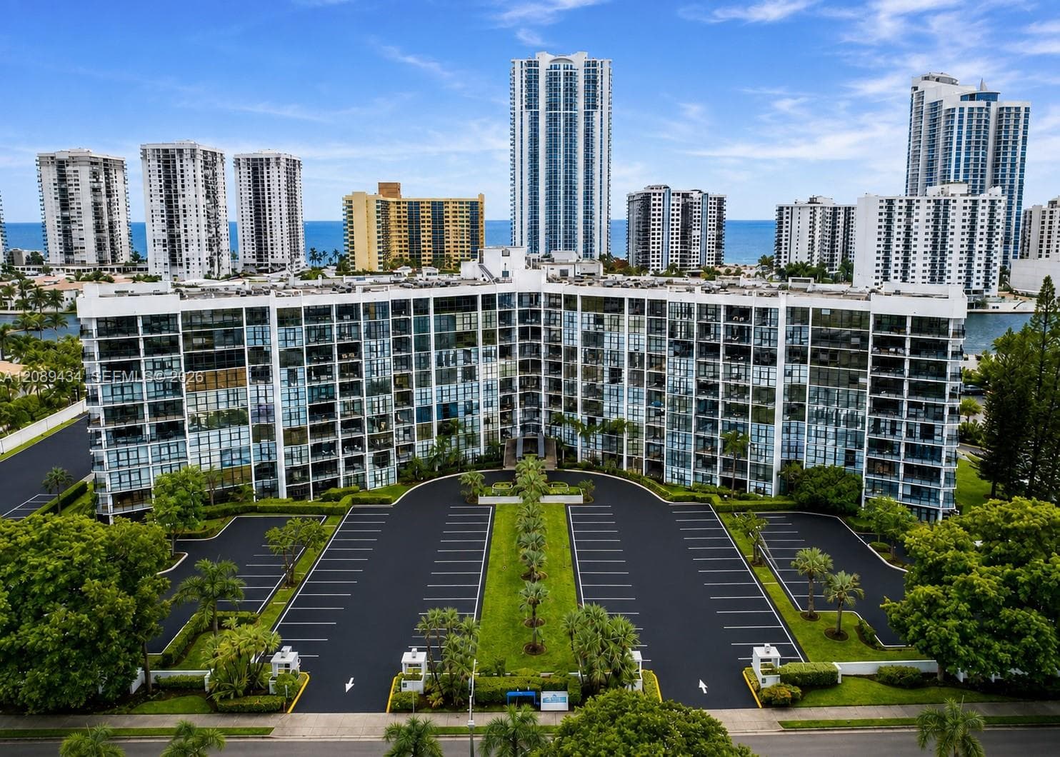 OCEANVIEW PARK CONDO · #614 in Hallandale Beach - Photo 13