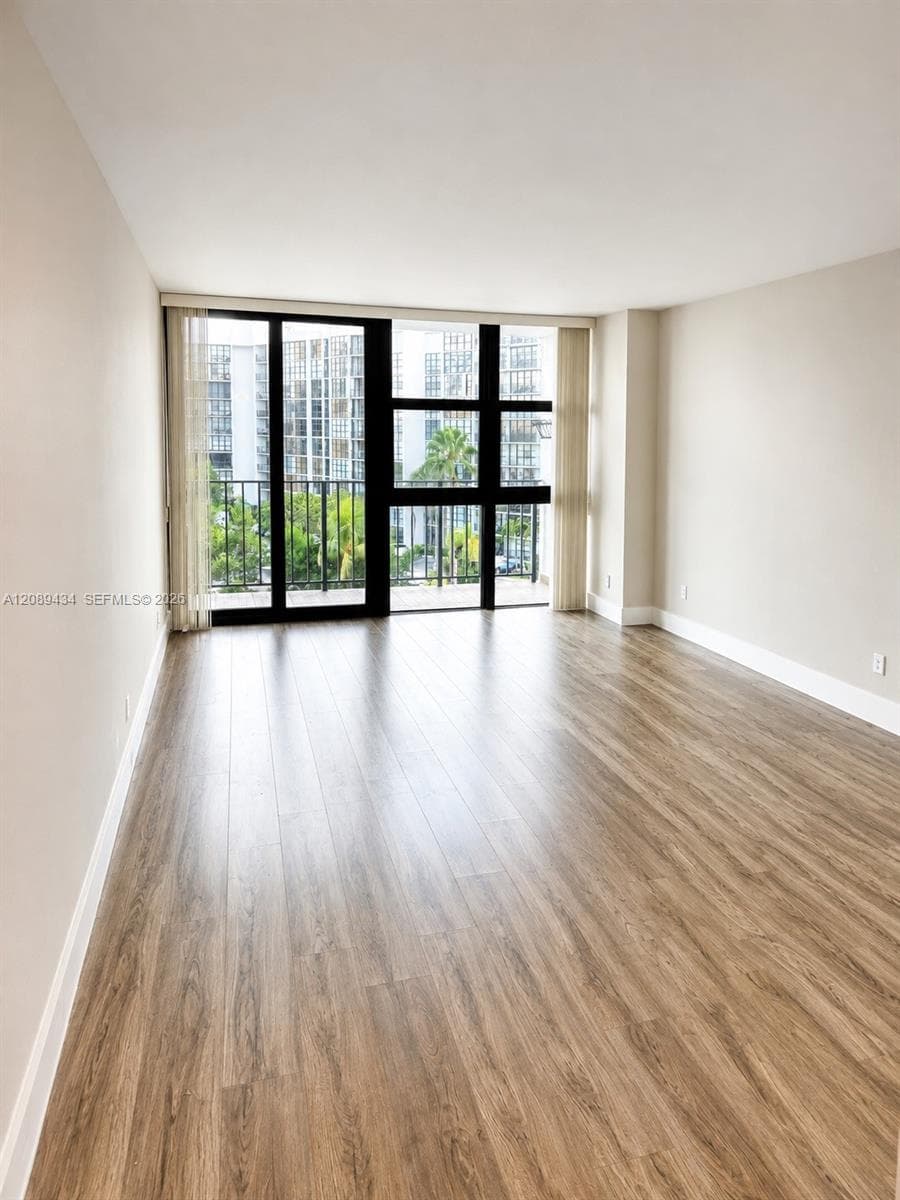 OCEANVIEW PARK CONDO · #614 in Hallandale Beach - Photo 8