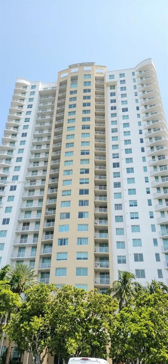 The Duo 1745 building