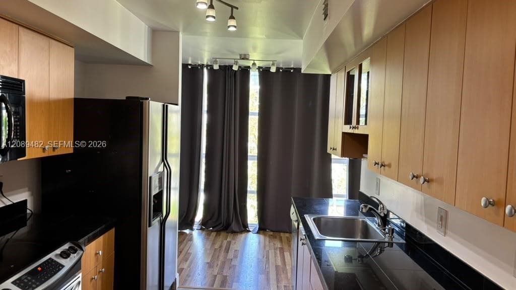 DESOTO PARK CONDO · #301 in Hallandale Beach - Photo 12