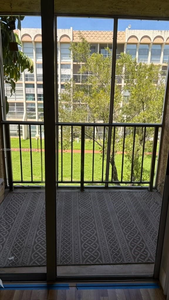 DESOTO PARK CONDO · #301 in Hallandale Beach - Photo 19