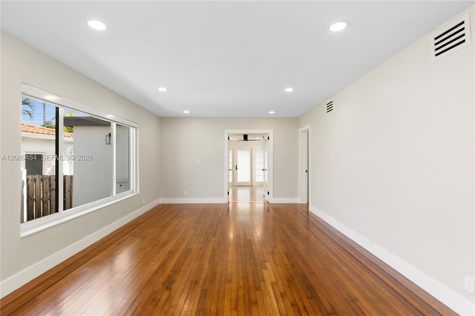 8934 Hawthorne Ave photo 24