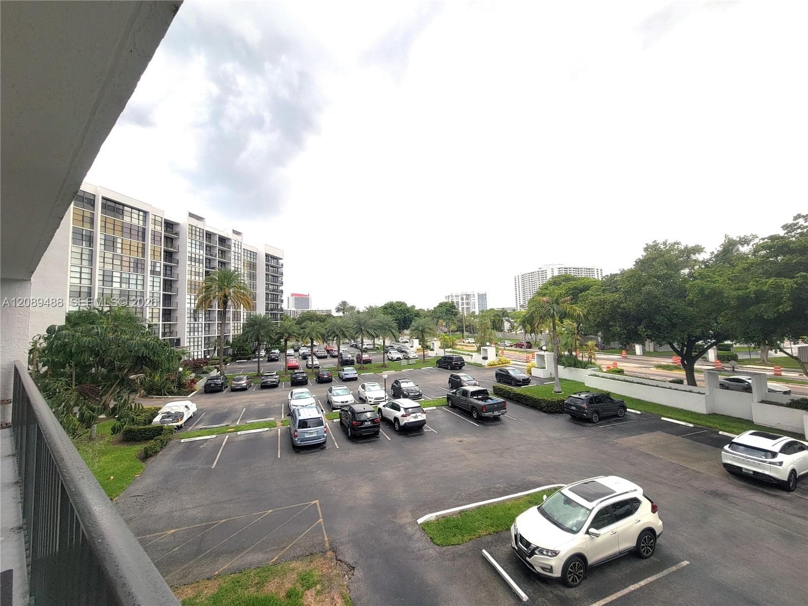 OCEANVIEW PARK · #309 in Hallandale Beach - Photo 21