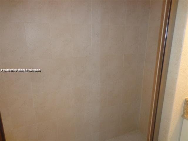 RADIUS CONDO · #319 in Hollywood - Photo 11