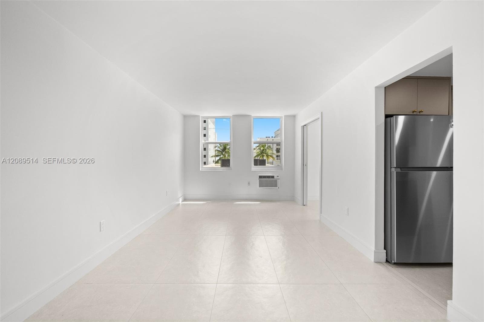 Three Hundred Collins · #407 in Miami Beach - Photo 6