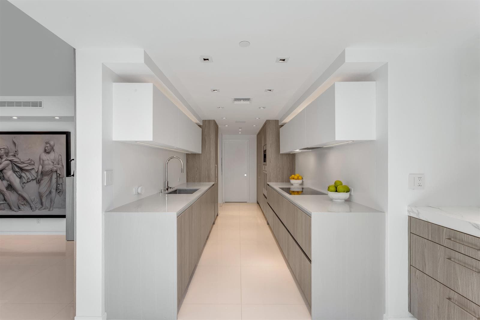KITCHEN_STRAIGHT_EB