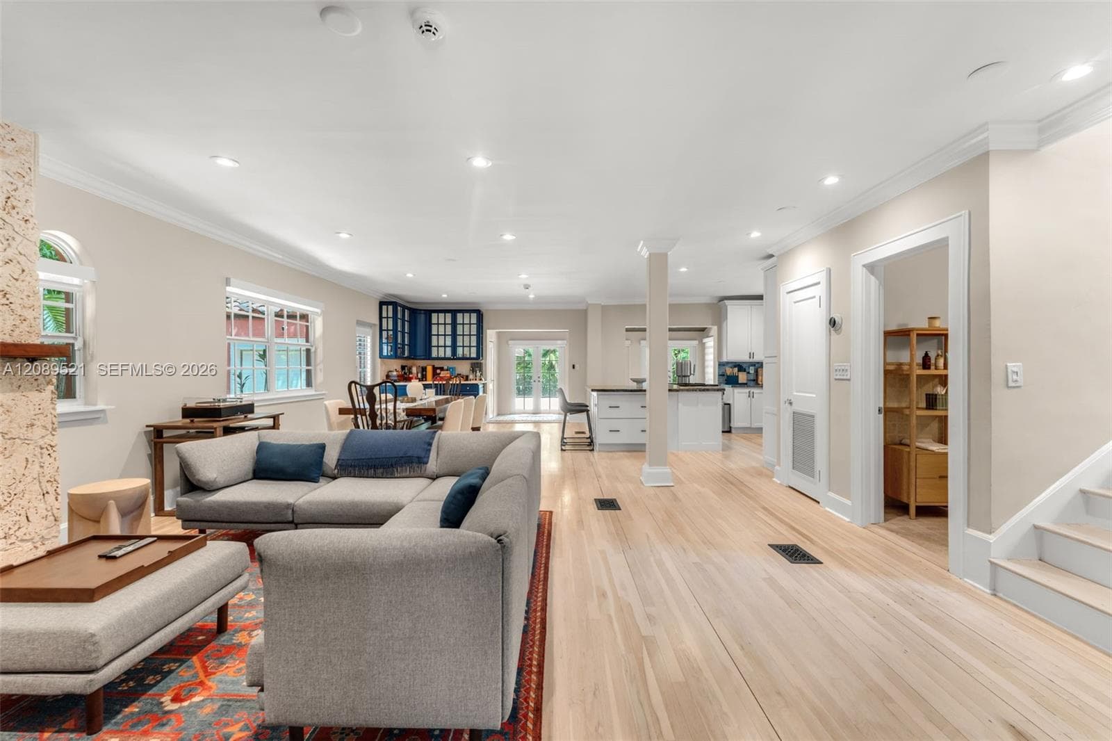 629 Altara Ave photo 7