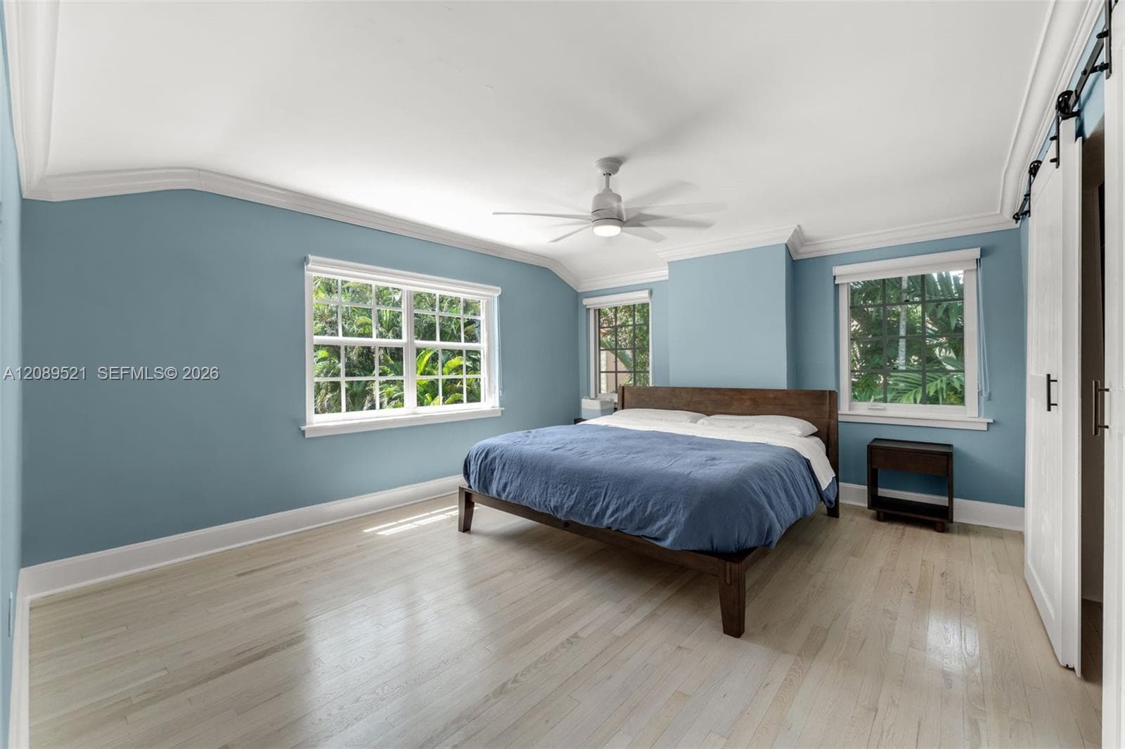 629 Altara Ave photo 24