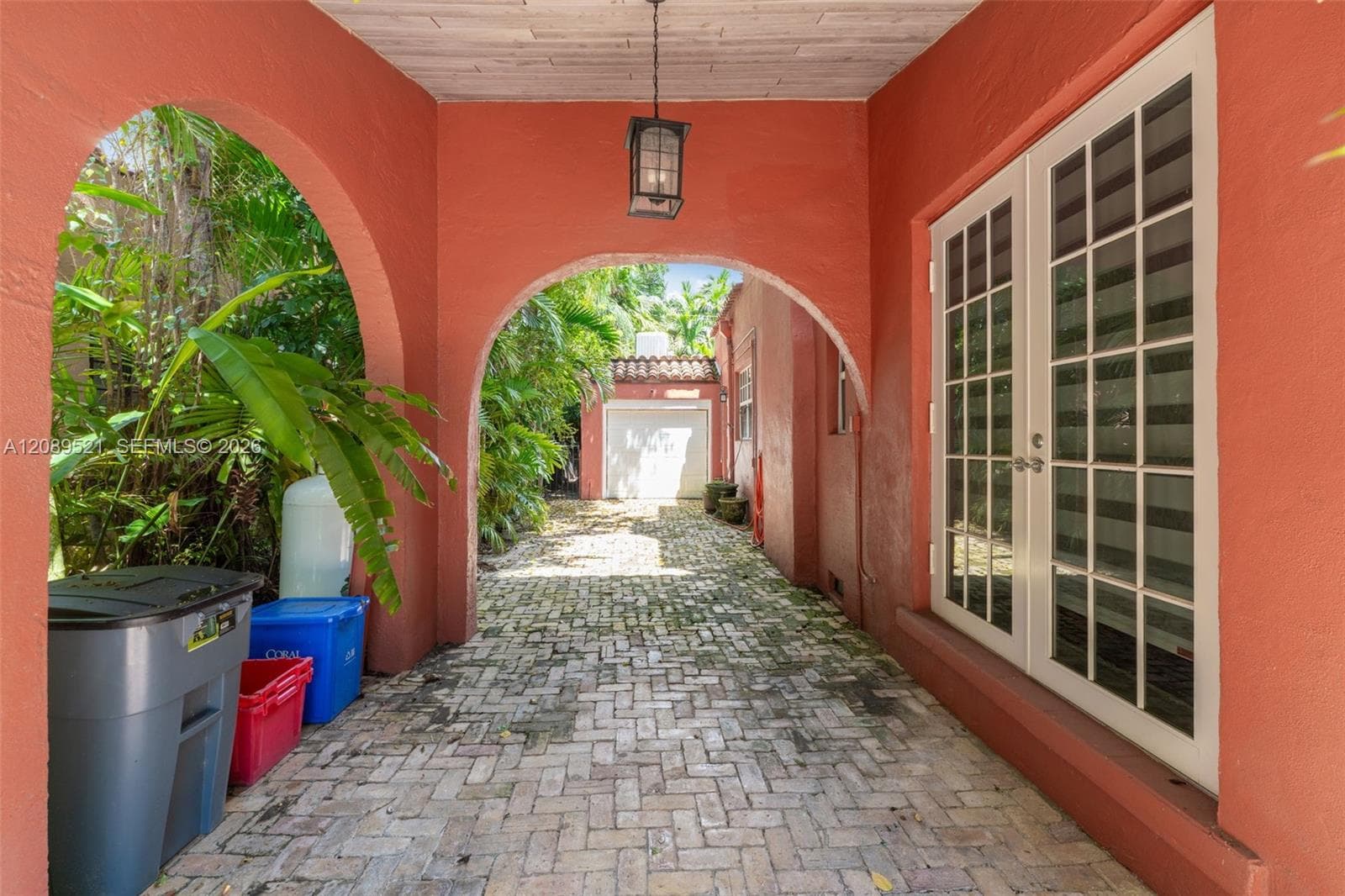 629 Altara Ave photo 31