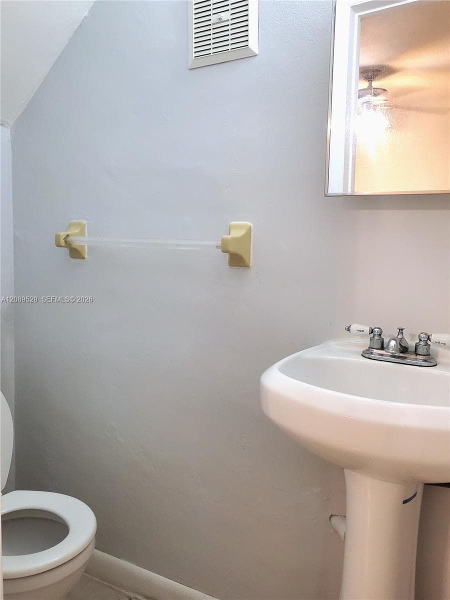 VILLAS TOWNHOUSES OF SWEE · #1R in Sweetwater - Photo 10