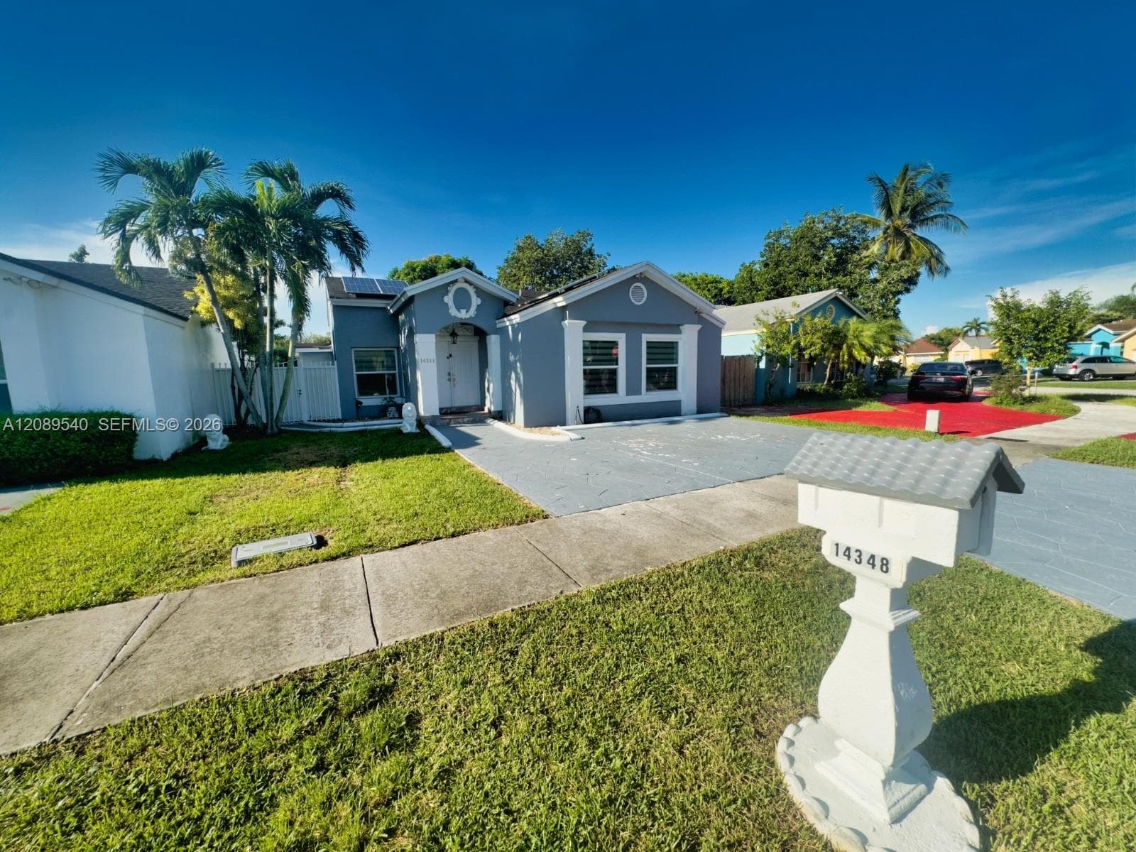 14348 SW 103rd St photo 2