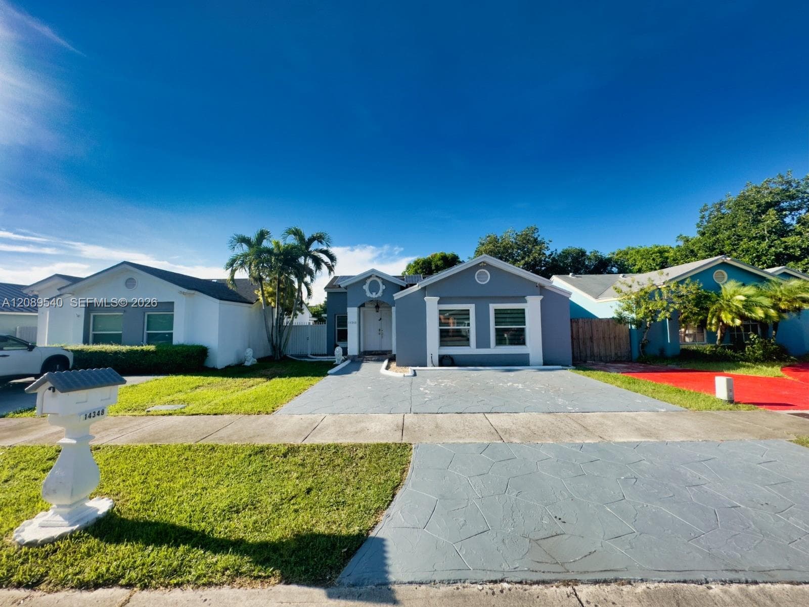 14348 SW 103rd St photo 3