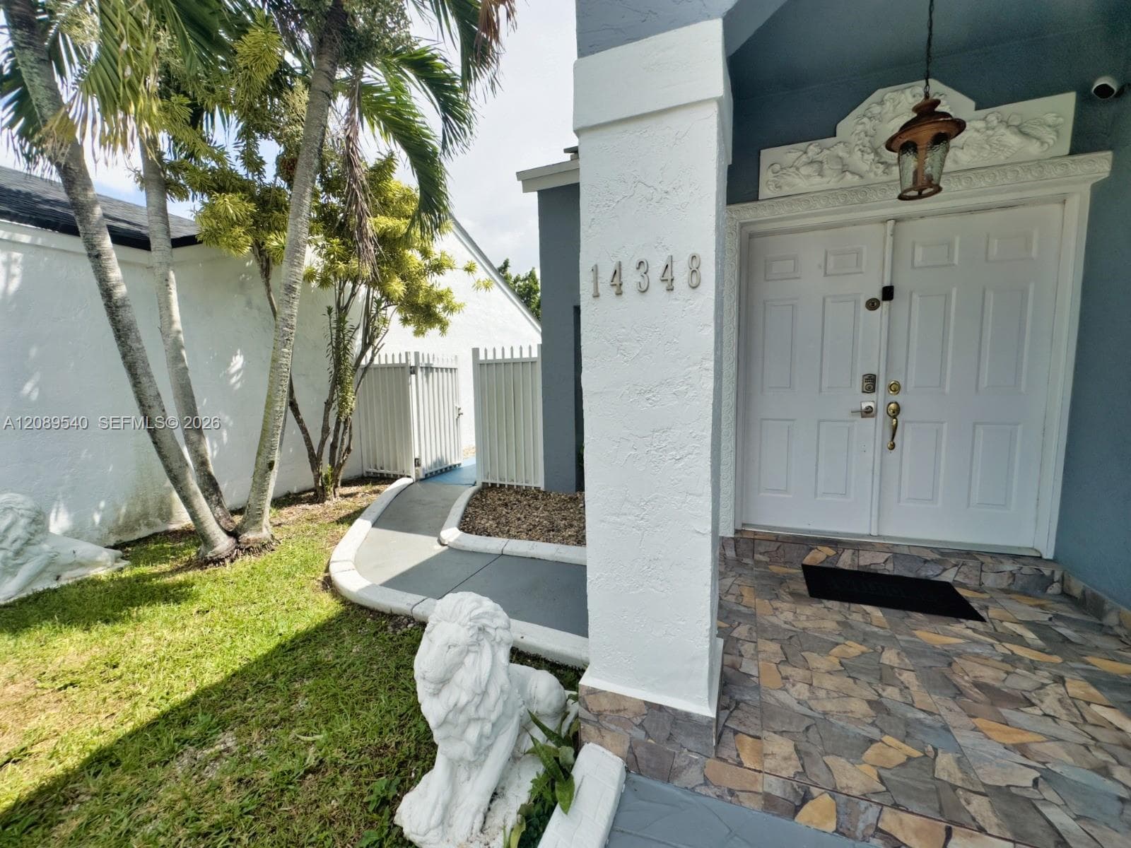 14348 SW 103rd St photo 5