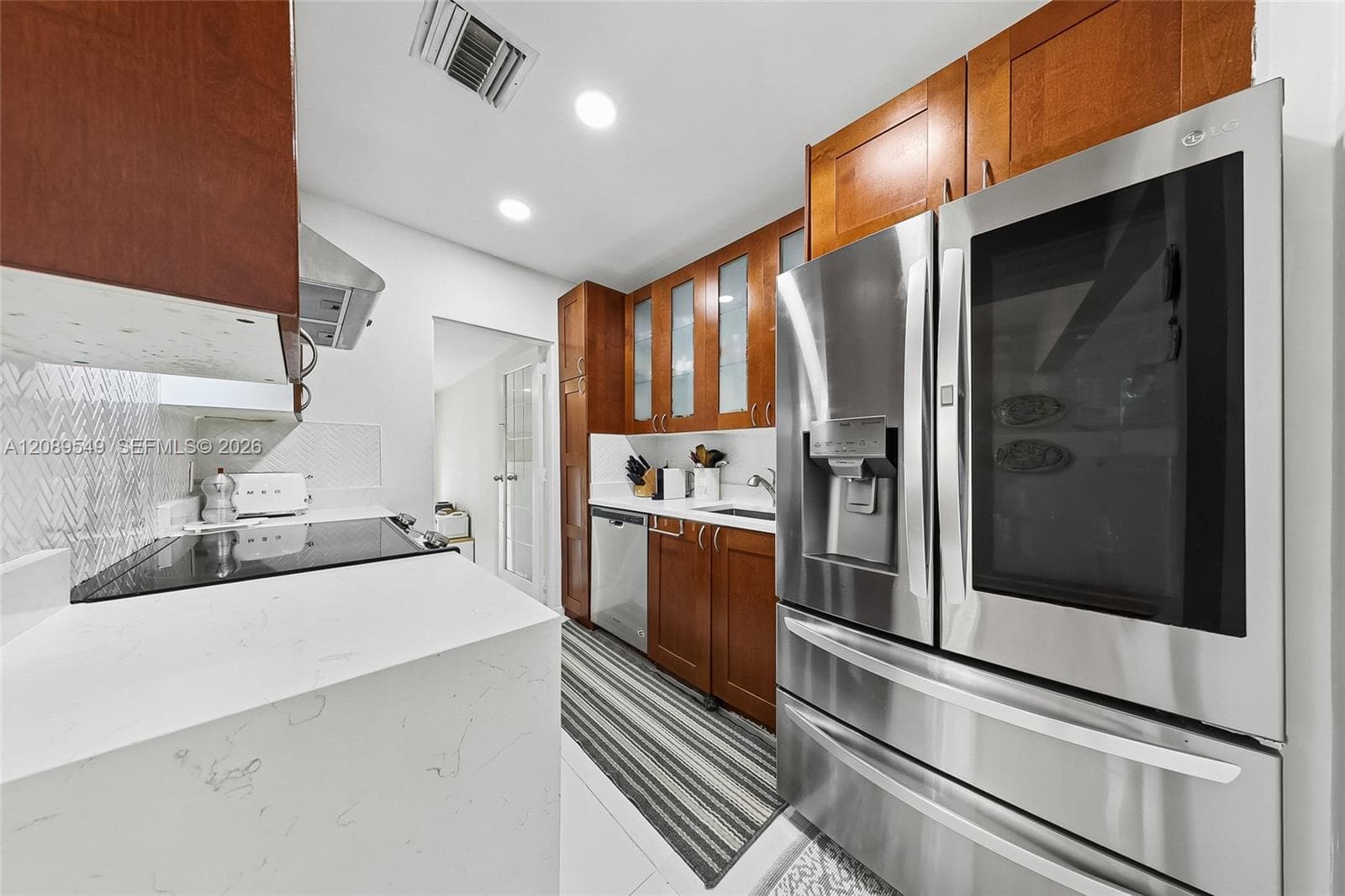 47 Fonseca Ave photo 7