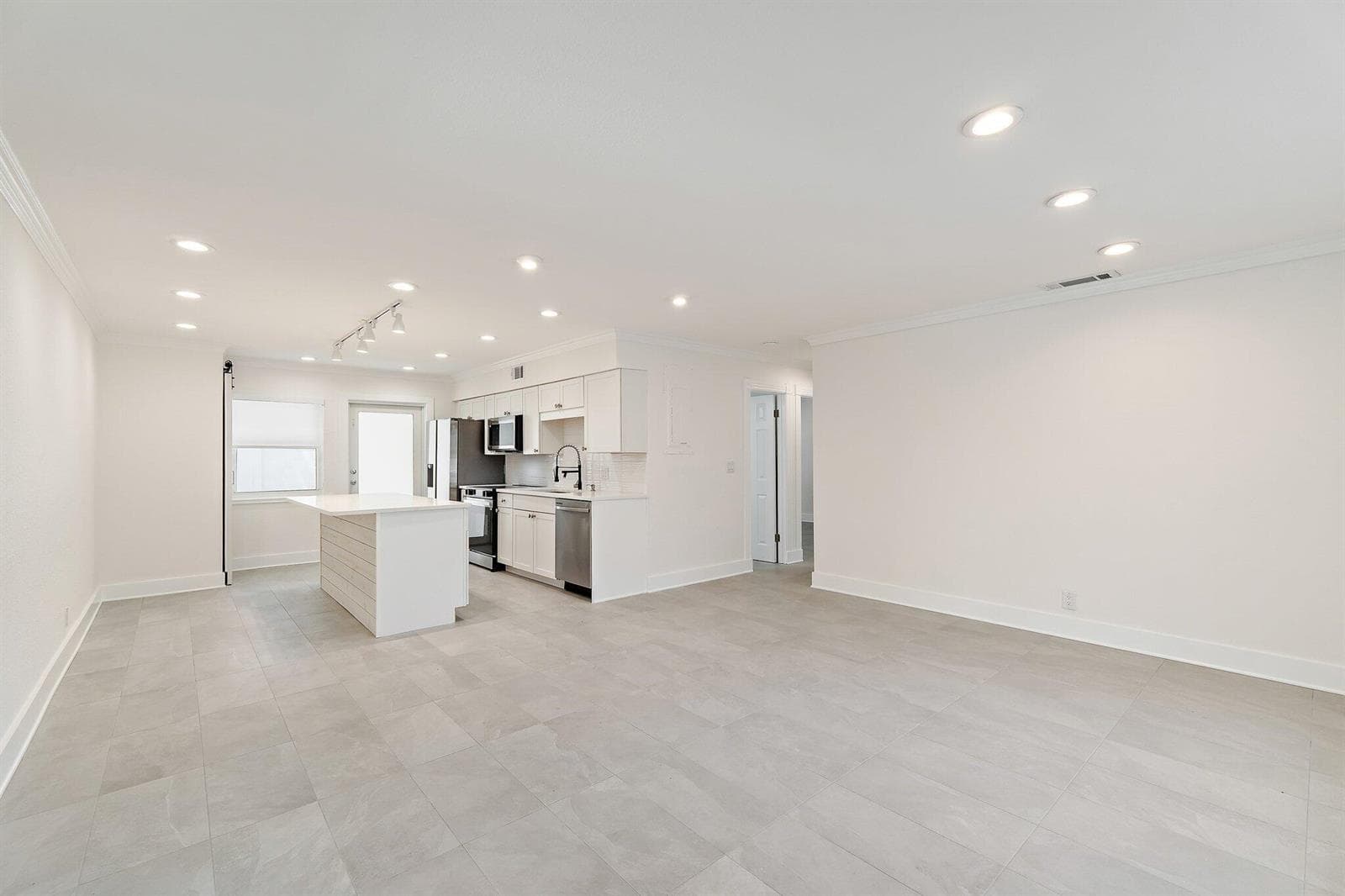072-624SouthwindCir-NorthPalmBeach-SMALL