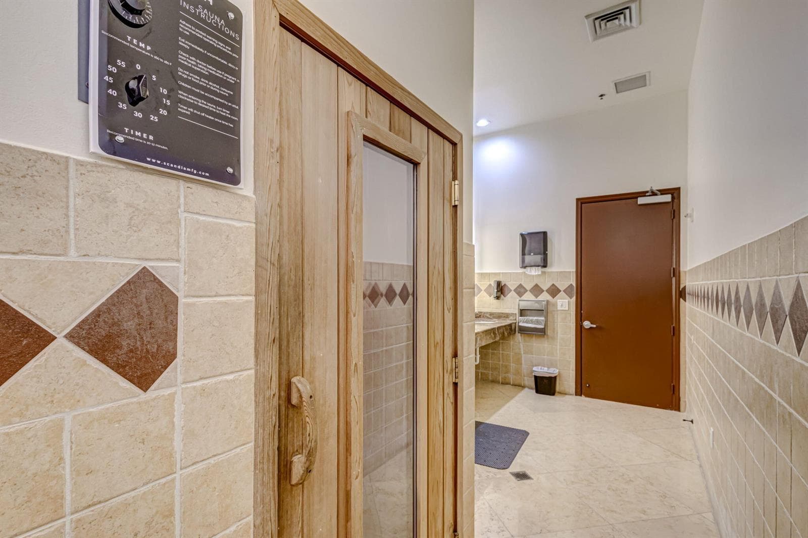 616 Clearwater Park Road, Unit 312 Sauna