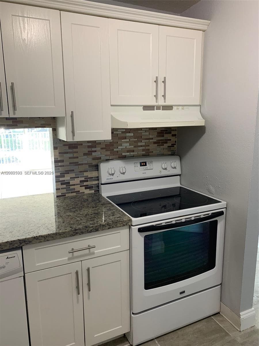DORAL GARDENS II CONDO · #207 in Doral - Photo 28