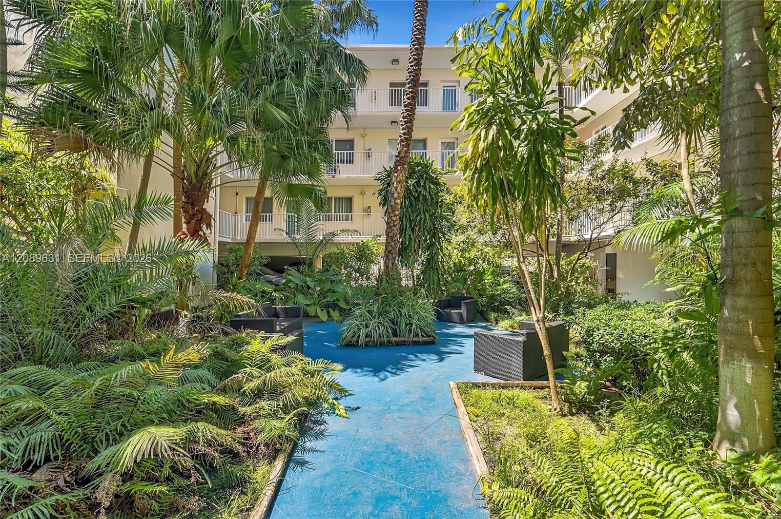 PENN MANOR · #403 in Miami Beach - Photo 27