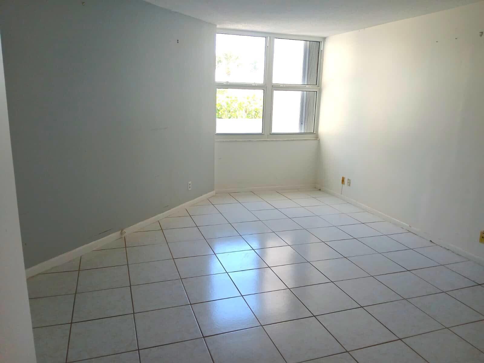 Bedroom Empty 2