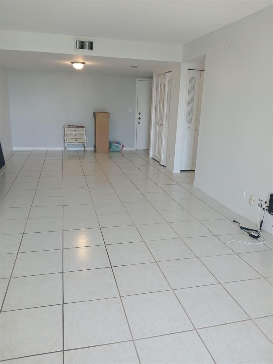 Living Room Empty