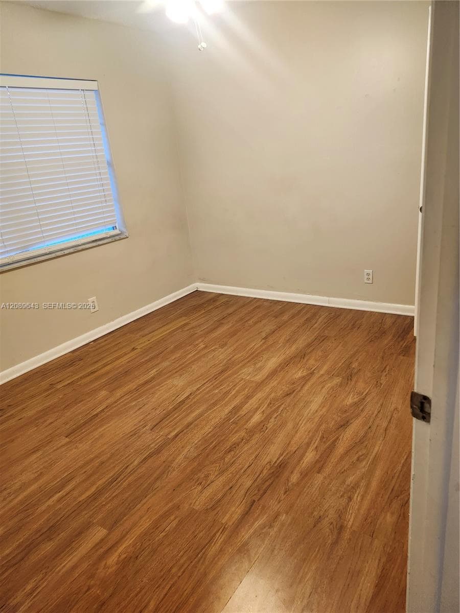 JAMESTOWN CONDO · #209 in West Palm Beach - Photo 3