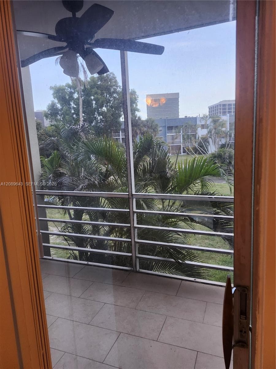 JAMESTOWN CONDO · #209 in West Palm Beach - Photo 8