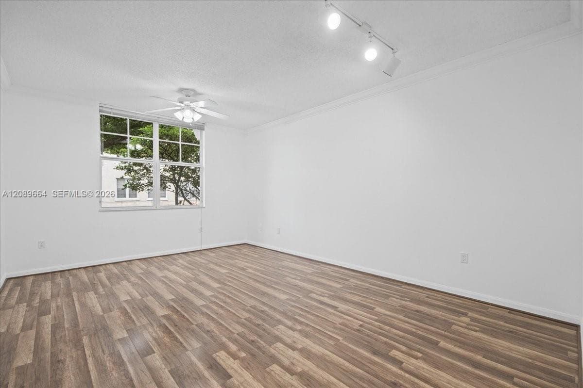 REGENT PARK CONDO · #112B in Hollywood - Photo 13