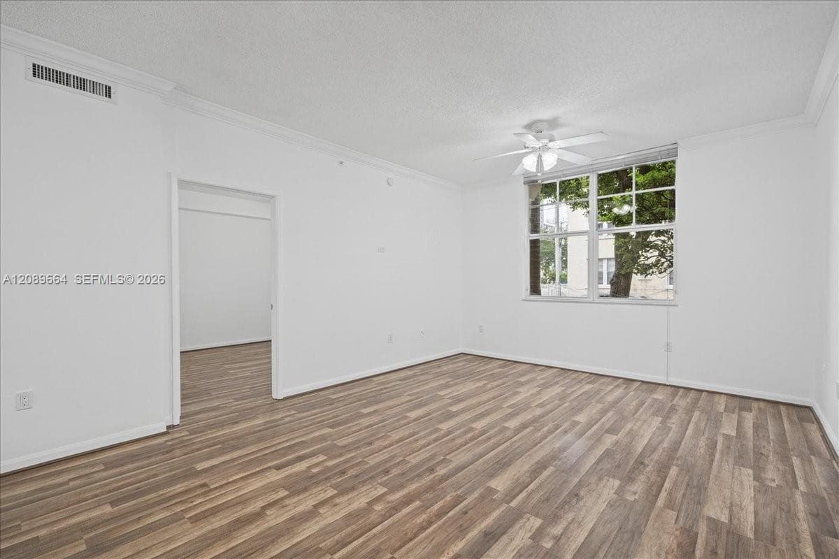 REGENT PARK CONDO · #112B in Hollywood - Photo 12