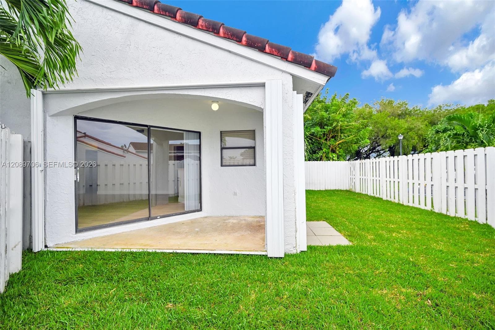 2414 San Remo Cir photo 36