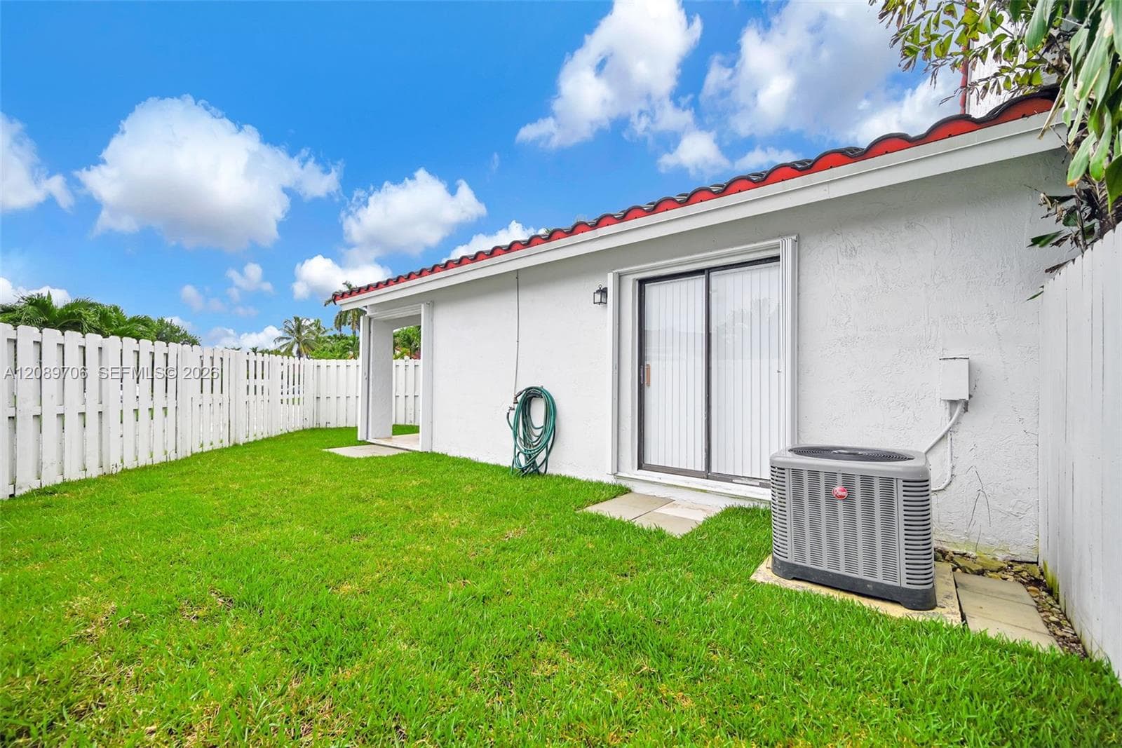 2414 San Remo Cir photo 34