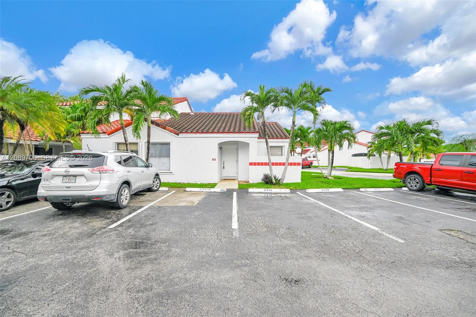 2414 San Remo Cir photo 39