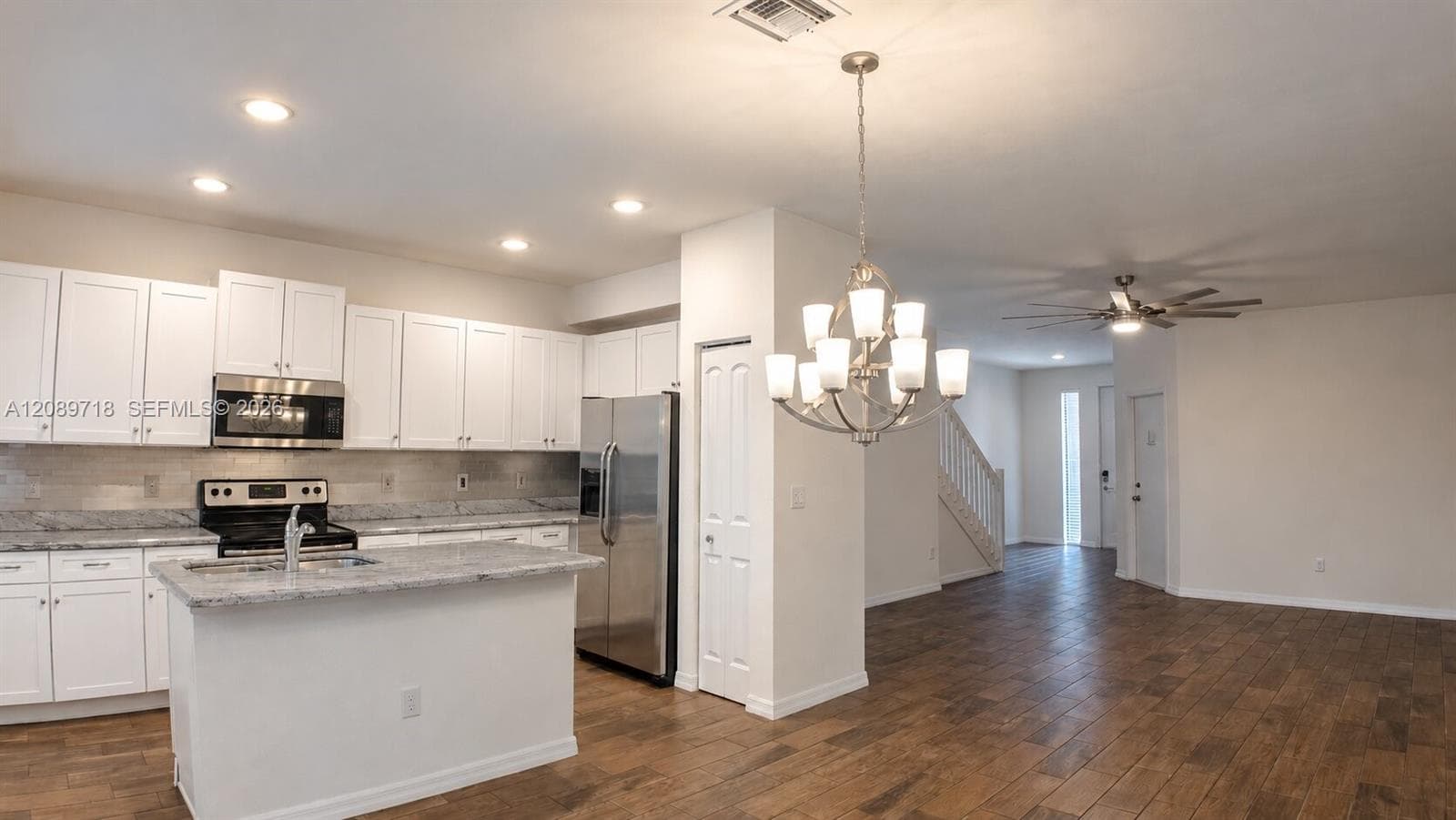 1042 NW 33rd Mnr #1042 photo 6